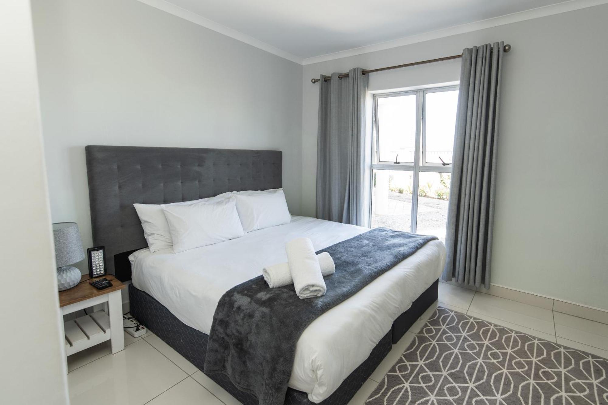 Summerseas Beach Living Порт Елизабет Екстериор снимка